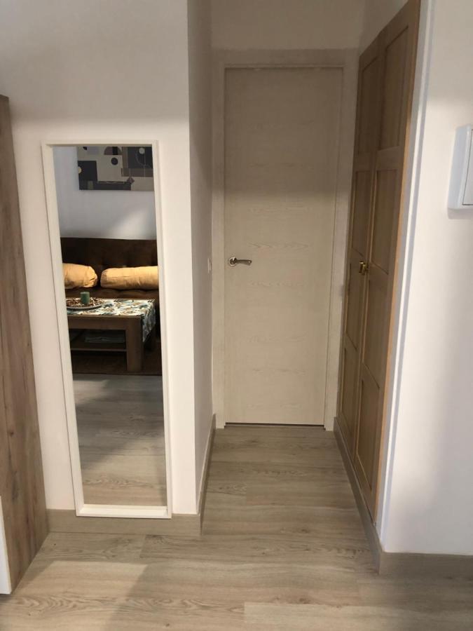 Apartamento Totalmente Reformado Con Piscina Y Jardines Al Lado De La Playa De La Carihuela Торремолінос Екстер'єр фото